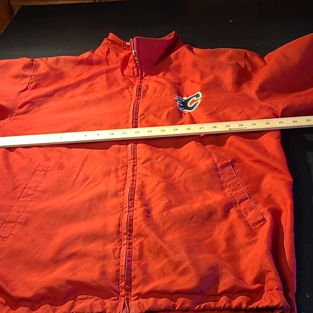 CALGARY FLAMES NHL Jacket with Embroidered Logo - Picture 10 of 13